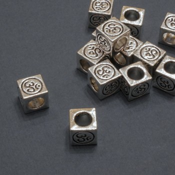 Bead Findings 'Cube' Pandora, diameter 7mm, hole diameter 4.7mm, packaging 20 grams 13 pcs. (+ -)