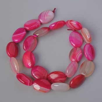 Crimson agate beads, natural stone, oval, 13x18 mm, length 40 cm on string