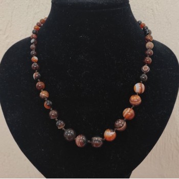 Brown Agate Necklace with natural stone, smooth beads in graduated sizes, diameter 6-10 mm ±, length 50 cm ±