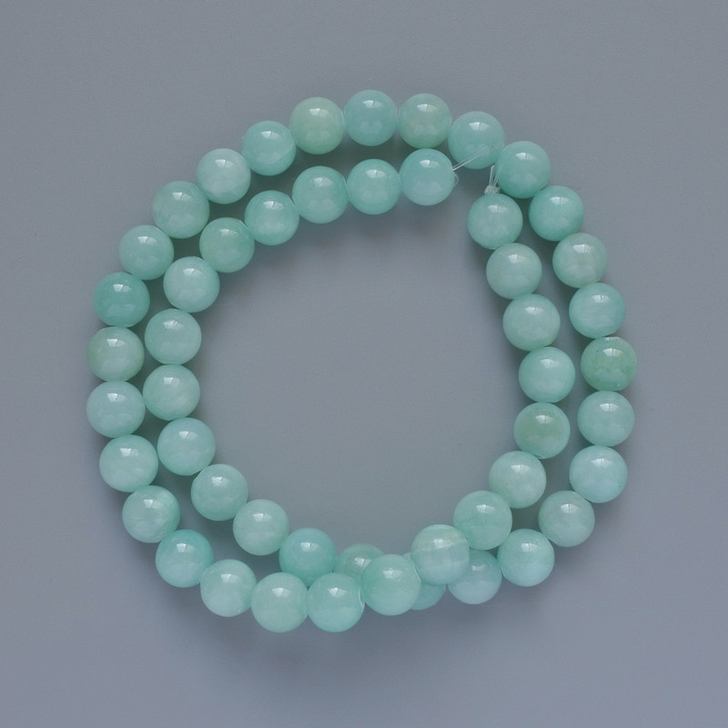 Amazonite beads (synthetic acrylic) smooth round beads, diameter 8.5 mm, length 40 cm on a beading thread