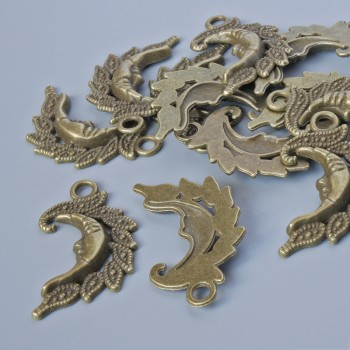 Pendant finding 'Moon', diameter 27x15 mm, hole diameter 2.4 mm, pack of 13 pcs ± bronze metal color