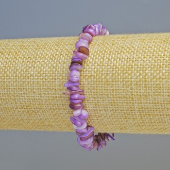 Bracelet with tinted purple mother-of-pearl granules, diameter 7×2.5 mm, stretch band, length 18 cm+