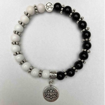 Bracelet Black and White Agate with Smooth Beads, 8mm Diameter ±, Stretch, Length 18 cm ±, with Metal Inserts