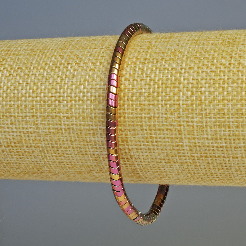 Hematite Rondelle Wave Bracelet, Multicolor Gold, 4x2 mm diameter, 18 cm length, stretch