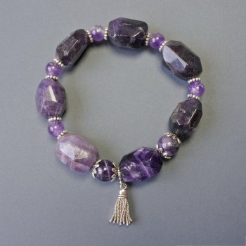 Amethyst bracelet with faceted nuggets and smooth beads with metal inserts, diameter 20x14-16 mm, 8 mm diameter, length 18 cm, stretch