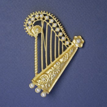 Harp Brooch with White Pearls 65×53 mm ± Gold-Tone Metal