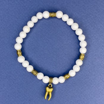 Bracelet with White Agate Beads (Synthetic Acrylic), 6 mm diameter, 18 cm length, stretch