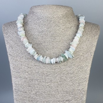 Morganite chip necklace, bead sizes 12×1 mm ±, 9×4 mm ±, length 48 cm ±