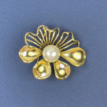 Brooch Flower with Pearl, Golden Metal 31×39mm+