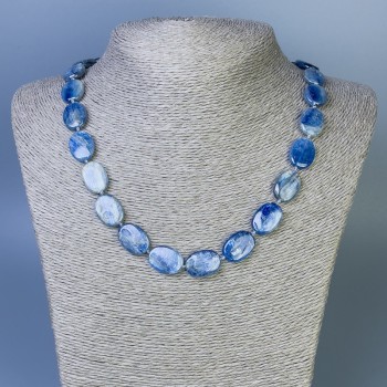 Kianite Necklace Oval 18×13 mm, 50 cm length with clasp