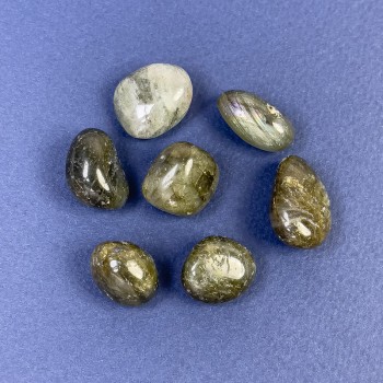 Souvenir Labradorite, tumbled stone ~ sizes 12x16–22x15 mm (+/-) ~ weight 2–5 g per piece (+/-) /pc. (price per 100 g)
