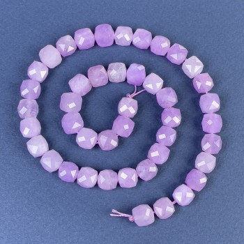 Amethyst Beads, Faceted Cube 9x9mm +/- on Thread, Length 38 cm+