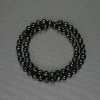 Beads, faceted agate, round 6 mm diameter ± on a thread, length 37 cm+