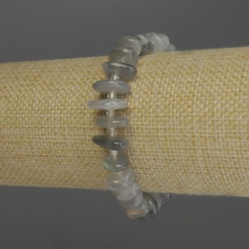 Labradorite chips bracelet, diameter 10-14×3 mm ±, seed beads 3 mm ±, length 18 cm stretch