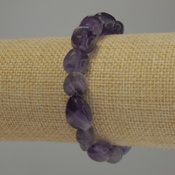 Amethyst bracelet, tumbled, diameter 9-16×8-10 mm ±, length 18 cm, stretch