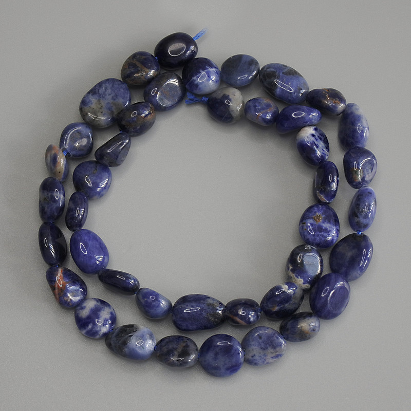 Faceted sodalite beads, diameter 9–12×9 mm, 40 m length on thread