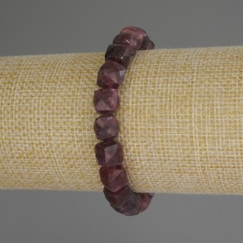 Tourmaline bracelet faceted cube, diameter 8x8 mm, length 18 cm (stretch)
