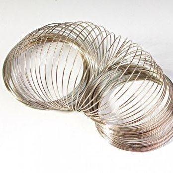 Memory wire, thickness 0.8 mm, coil diameter 10 cm (+/-), price per 0.5 kg
