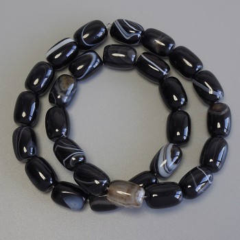 Agate Barrel Beads, 14x10 mm +/- on thread, length 38 cm