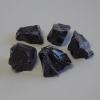 Unpolished volcanic obsidian souvenir stone — dimensions 30-46 x 23-35 mm (+/-); packaging 100 g (price per 100 g).