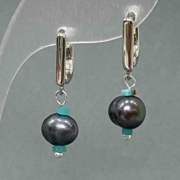 Earrings with graphite-colored freshwater pearls, diameter 9×7.5 mm, Variscite cube 2.5 mm, length 28 mm
