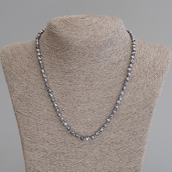 Necklace with terahertz in the form of faceted cubes, 4×4 mm, length 50 cm ± with clasp