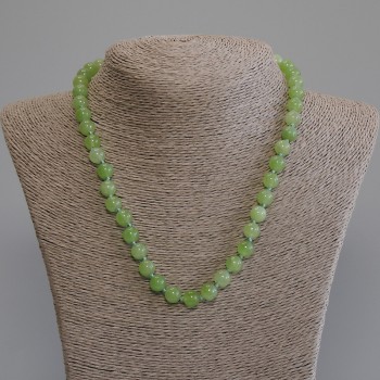 Chrysolite Olivine Bead Necklace, smooth beads, 8 mm diameter +/-, length 50 mm +/- with clasp