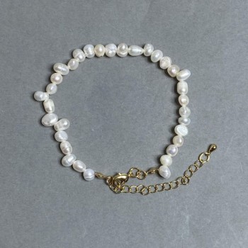 Bracelet with freshwater pearls, diameter 5.5–6.5 × 4–5 mm, length 18 cm + 5 cm extender chain