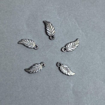 AUCTION! 0.5 kg Packaging Leaf Pendant - Plastic - Dark Silver color - Dimensions 17x7x3 mm; hole diameter 2 mm