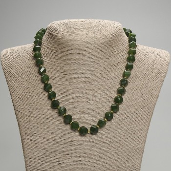 Chrysoprase necklace with faceted rhombus beads, about 10×9 mm, 3 mm seed beads, length 45 cm with clasp
