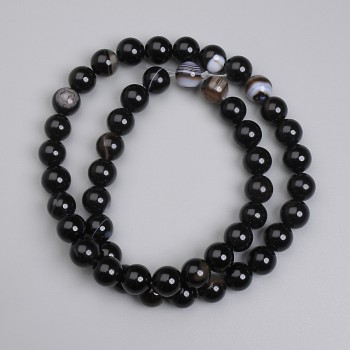 Agate Beads, Smooth Round Balls, 8 mm Diameter, 38 cm Length on Thread
