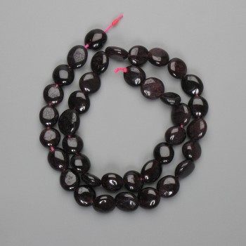 Garnet coin beads 9-10x9-10 mm, 41 cm length, on thread