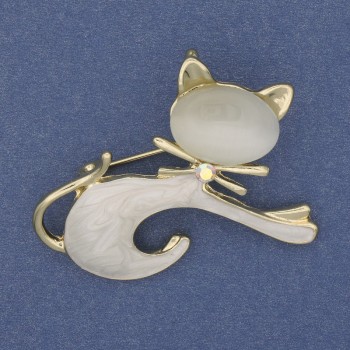 Cat Brooch-Pendant with White Cat's Eye and Gold-Tone Metal, 40x31mm+