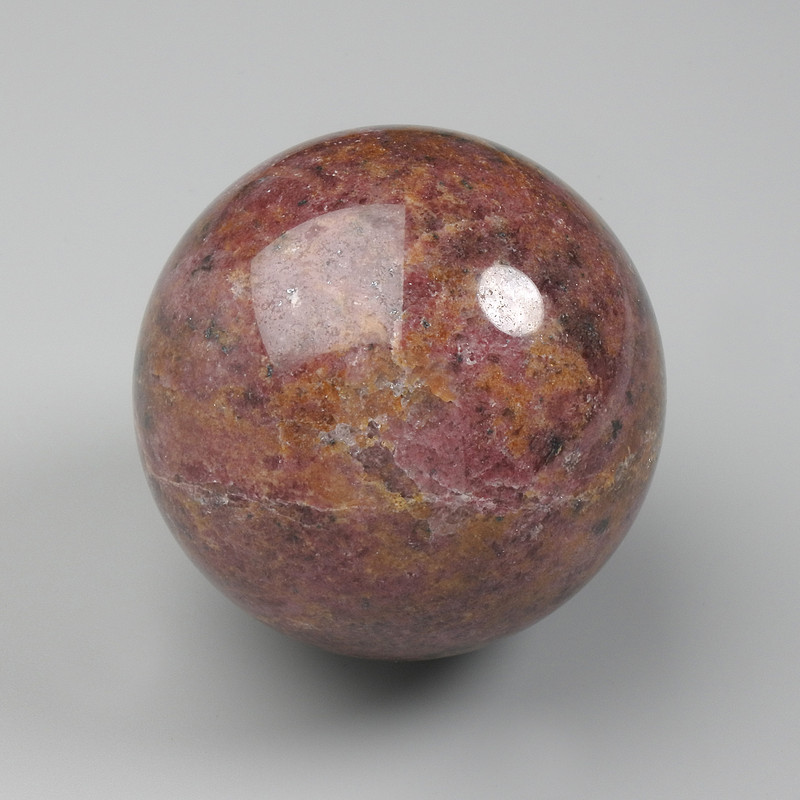 Garnet Natural Stone Sphere, diameter 45-60 mm ± assorted sizes (price per 100 g)
