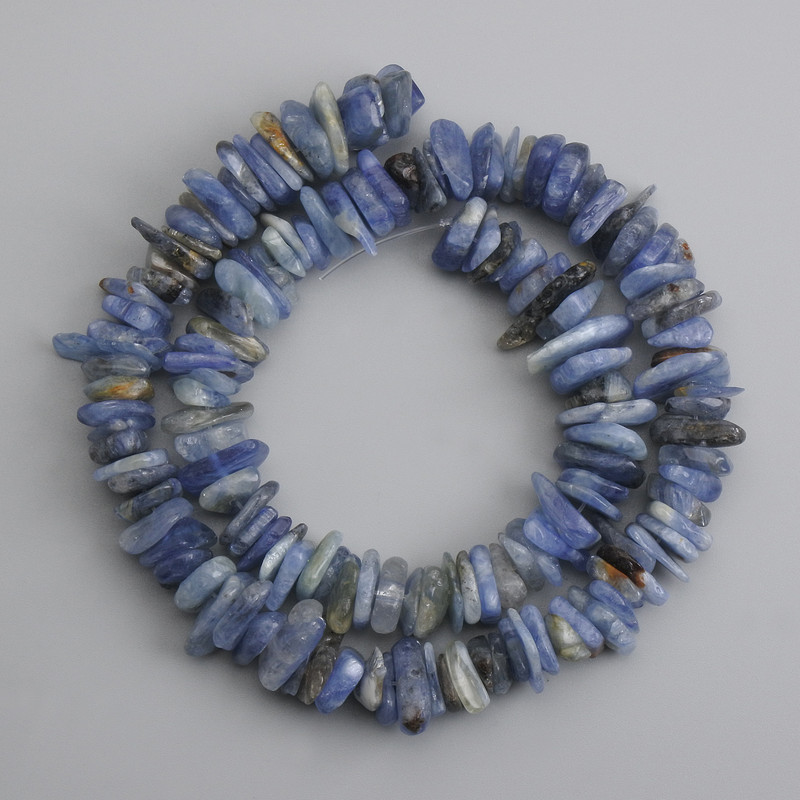 Kyanite chip beads, diameter 8-20×2.5 mm, length 39 cm ±