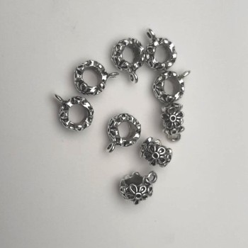 Flower-shaped bail holder, metal color "silver", inner diameter 6 mm, pack of 8