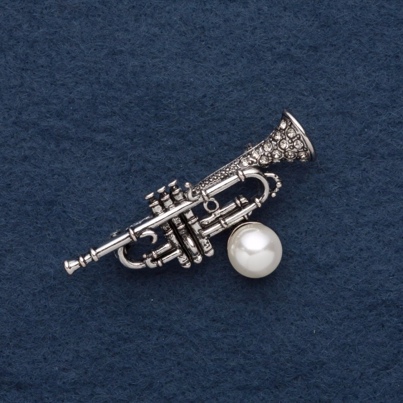 Brooch 'Pipe' 5.5 x 2 cm light gray metal