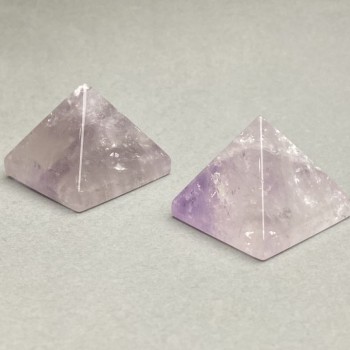 Amethyst Natural Stone Pyramid souvenir (±), height 25mm, length 30mm