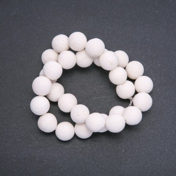 Sponge Coral Beads - White Ball, 14 mm Diameter, 39 cm Strand