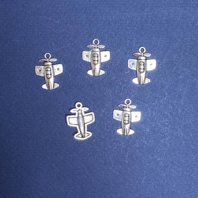 Airplane Pendant Findings 15x20mm, packaging 20g +/- 15pcs