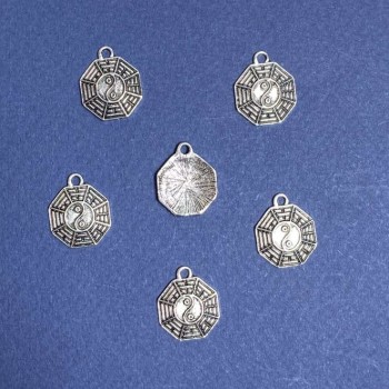 Pendant Finding Book of Changes Yin-Yang 16×19mm packaging 20 g +/- 12pcs