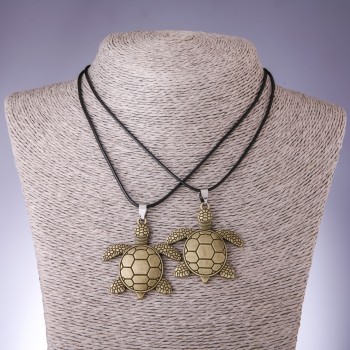 Twin Turtle Friendship Pendant, 45–48 cm long