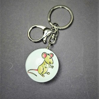 Keychain 'Misha', diameter 40x30 mm, length 9.5 cm