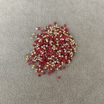 Red rhinestones, 3.5 mm diameter (±), pack 4 g (±)