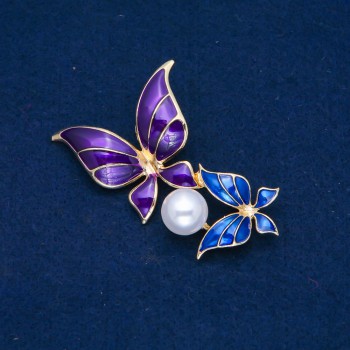 Brooch 'Butterflies' in golden metal, blue and purple enamel, white bead 65x38mm +