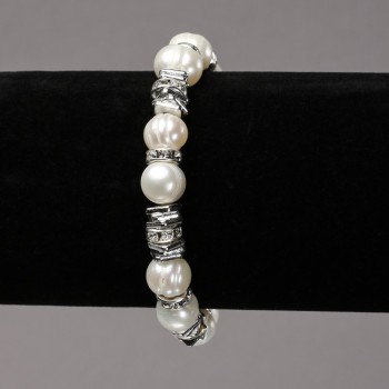 Elastic bracelet with freshwater pearls, silver-tone inserts, and rhinestones, diameter 8-10 mm, length 18 cm