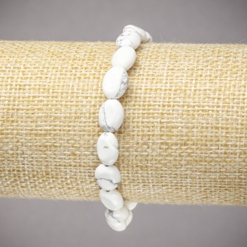 Elastic bracelet with natural howlite beads, smooth oval, 10×8 mm, length 18 cm +/-