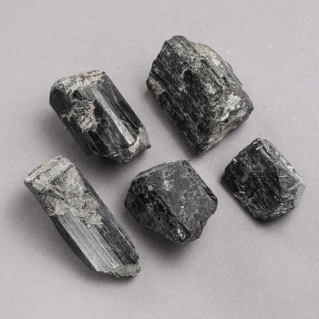 Souvenir Unpolished Tourmaline Schorl Stone, weighing from 30 g (price per 100 g)