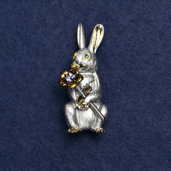 Brooch Bunny with Flower Gold-Tone Metal, Enamel and Crystals 50x22mm +