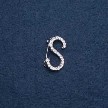 Brooch with initial 'S', 28x17mm, silver color